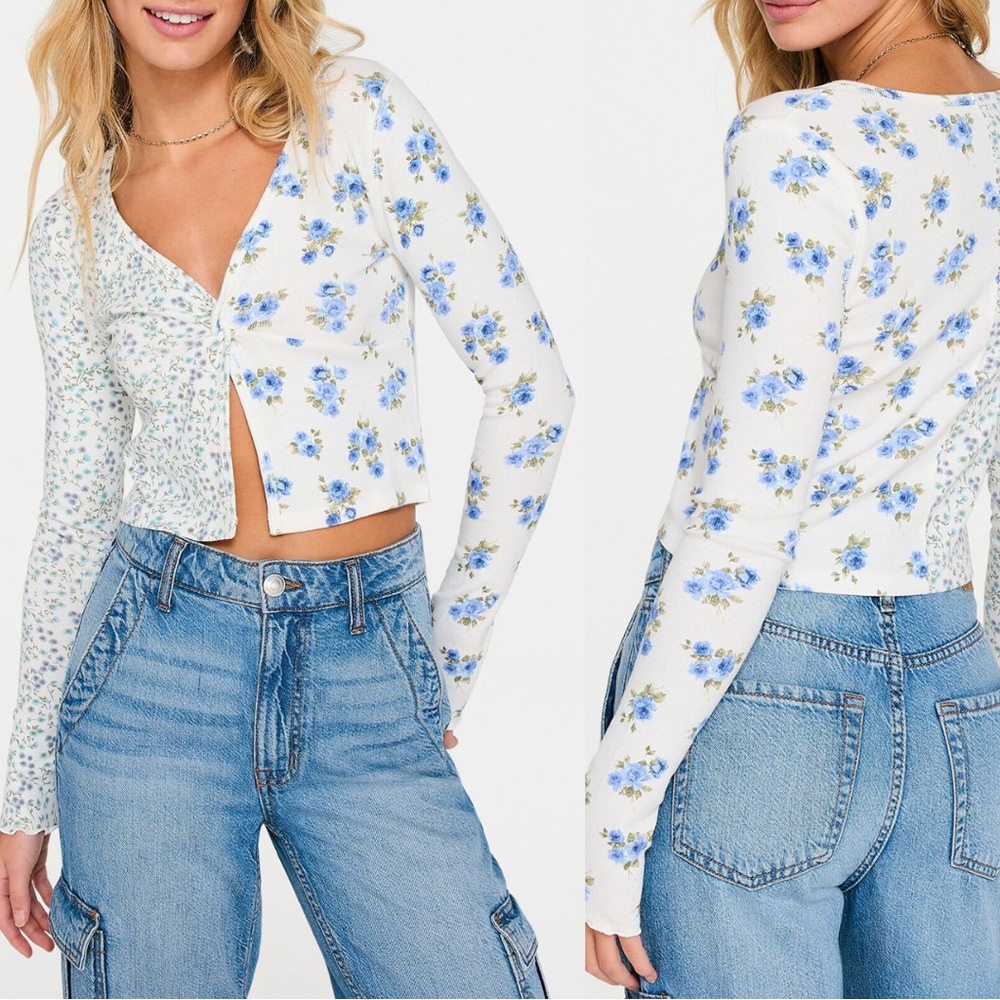 Aeropostale White and Blue Floral Crop Top